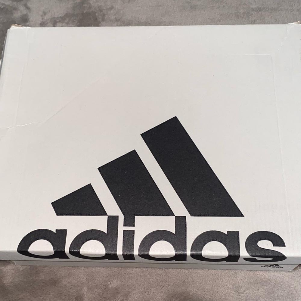 Adidas Ultradream DNA Shoes - Picture 9 of 9